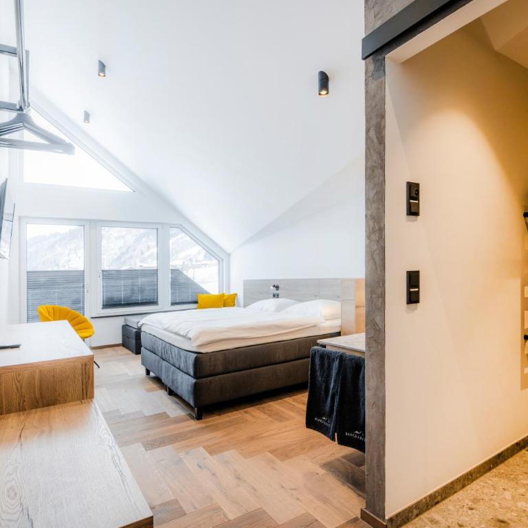 Bergparadies - inklusive Eintritt in die Alpentherme - Doppelzimmer mit Balkon - 2