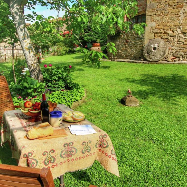 Farmhouse in Cortona with pool - Casa Vacanze con 2 Camere da Letto - 24