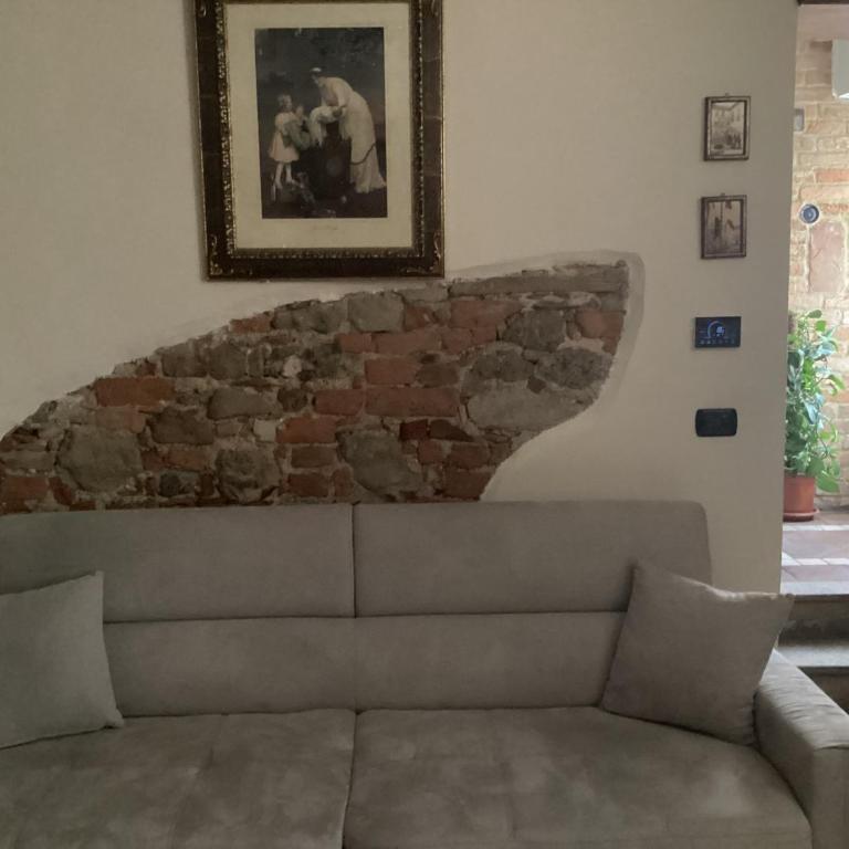 Holiday House Antica Dimora Soggiorni in langa centro storico La Morra - Casa con 2 Camere da Letto - 17