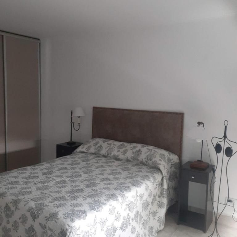 Casa Alem, amplia y confortable. - Casa de 3 dormitorios - 18