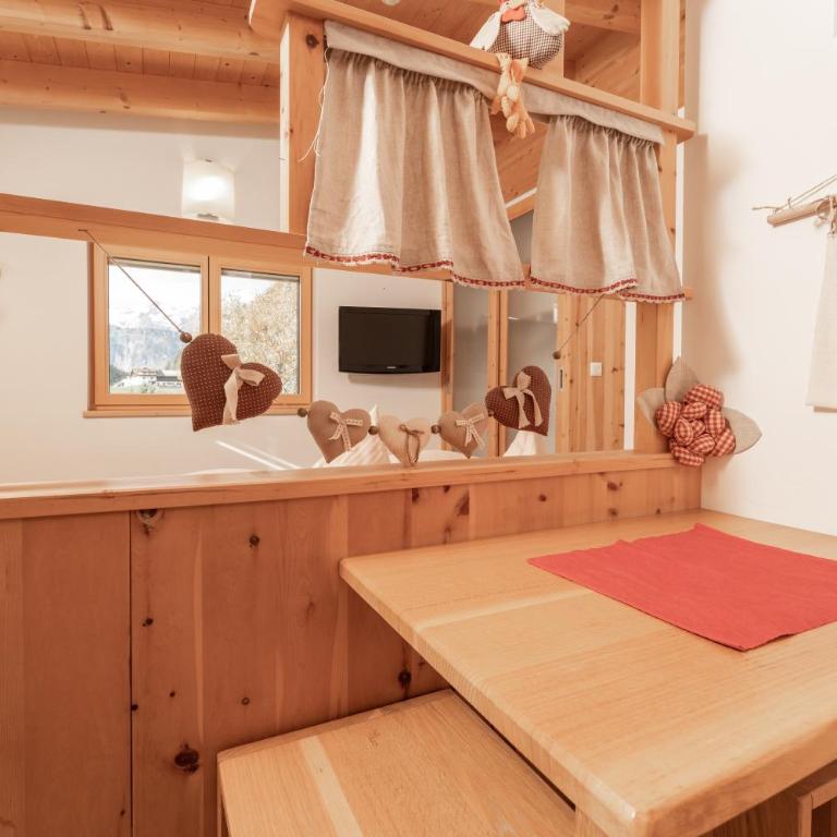 Aparthotel Ambiente - Doppelzimmer mit Balkon - 2