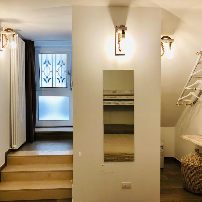 Atipico B&B - Camera Quadrupla con Bagno Privato - 6