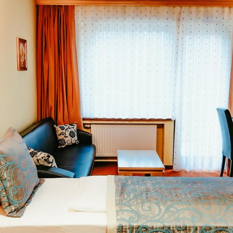 Atlas Grand Hotel - Comfort Zweibettzimmer mit Balkon - 2
