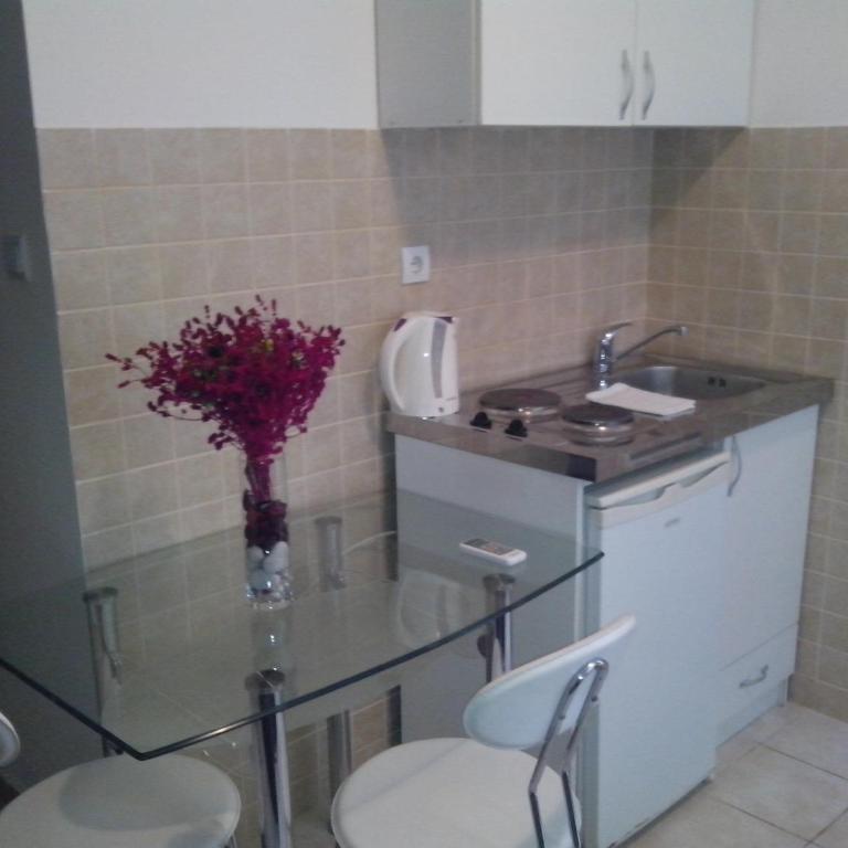 Location Apartments - Studio with Balcony - 1