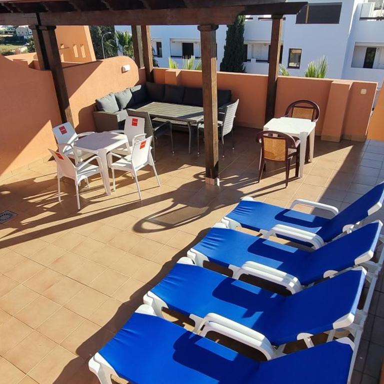 Apartamentos Paraiso Vera Playa, Ed Tahiti, Atico F de 2 dormitorios con piscina privada en solárium y barbacoa, pie de playa - Apartamento Ático - 12