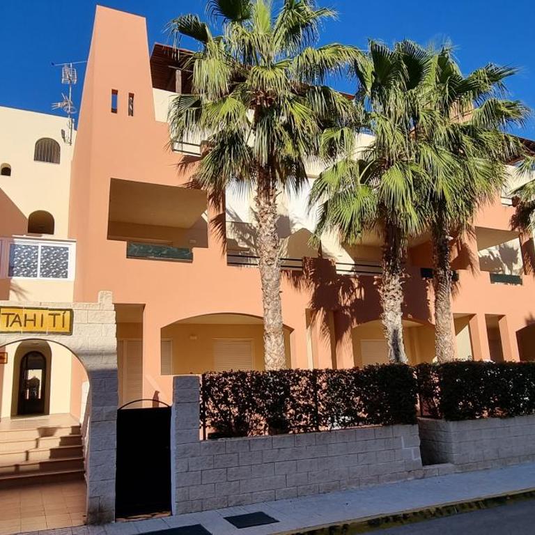 Apartamentos Paraiso Vera Playa, Ed Tahiti, Atico F de 2 dormitorios con piscina privada en solárium y barbacoa, pie de playa - Apartamento Ático - 38