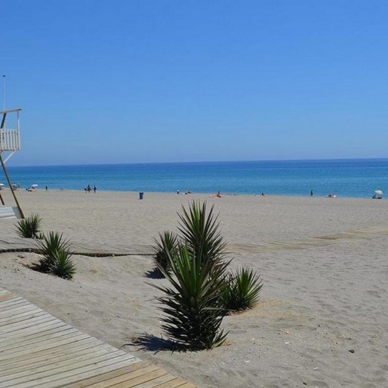Apartamentos Paraiso Vera Playa, Ed Tahiti, Atico F de 2 dormitorios con piscina privada en solárium y barbacoa, pie de playa - Apartamento Ático - 58