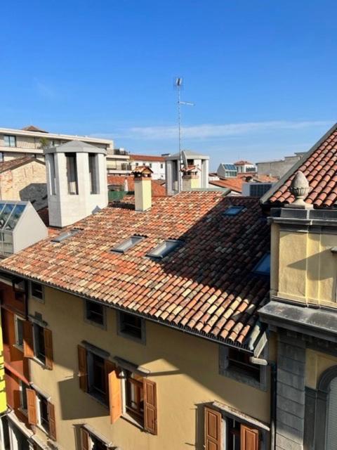 Mandi Mandi Cavour - Appartamento con 2 Camere da Letto - 9