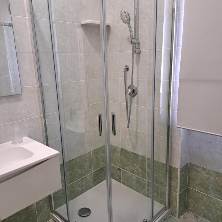 B&B Casa Denittis - Camera Quadrupla Deluxe - 13