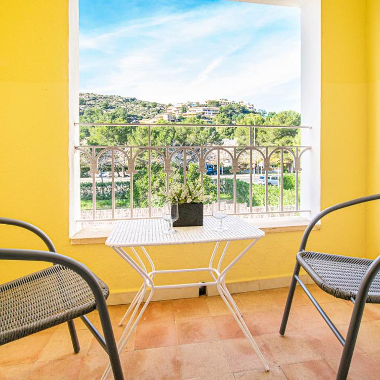Apartamentos Falcó - Apartamento con vistas a las montañas - 4