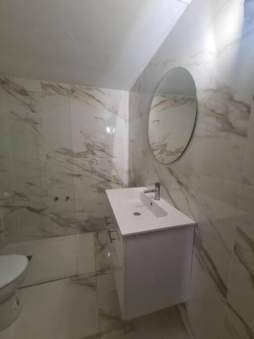 apartamento en lujoso puerto deportivo - Apartment mit 1 Schlafzimmer - 20