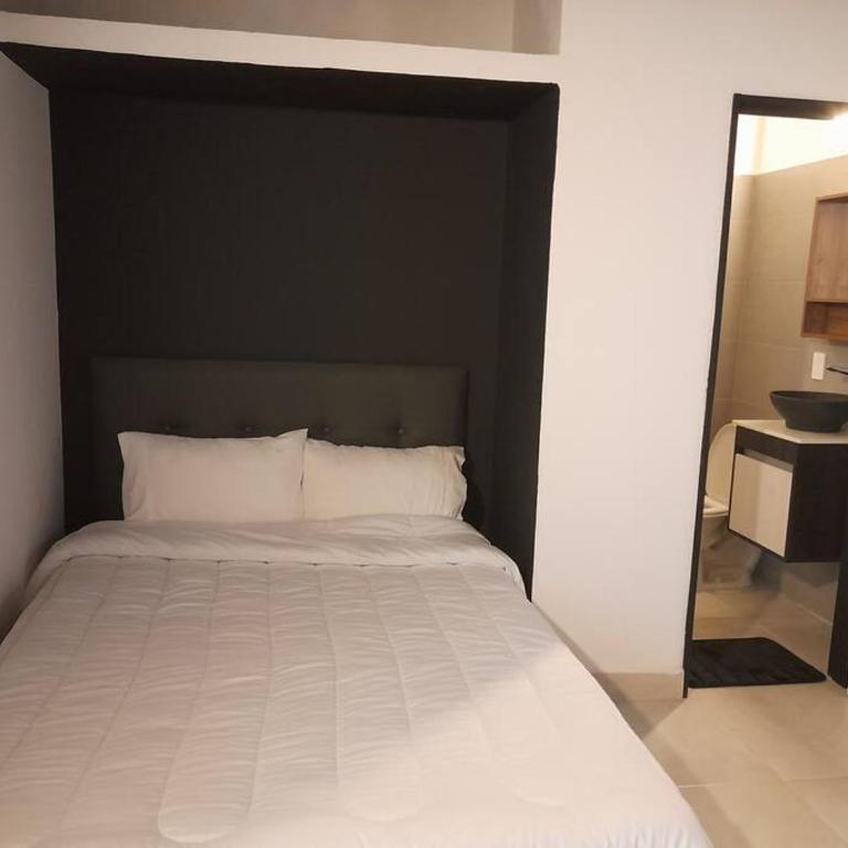 Tribu Medellin House - Three-Bedroom Apartment - 25