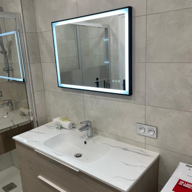 Modern and pleasant apartment in the heart of the city - Apartamento de 1 dormitorio - 14