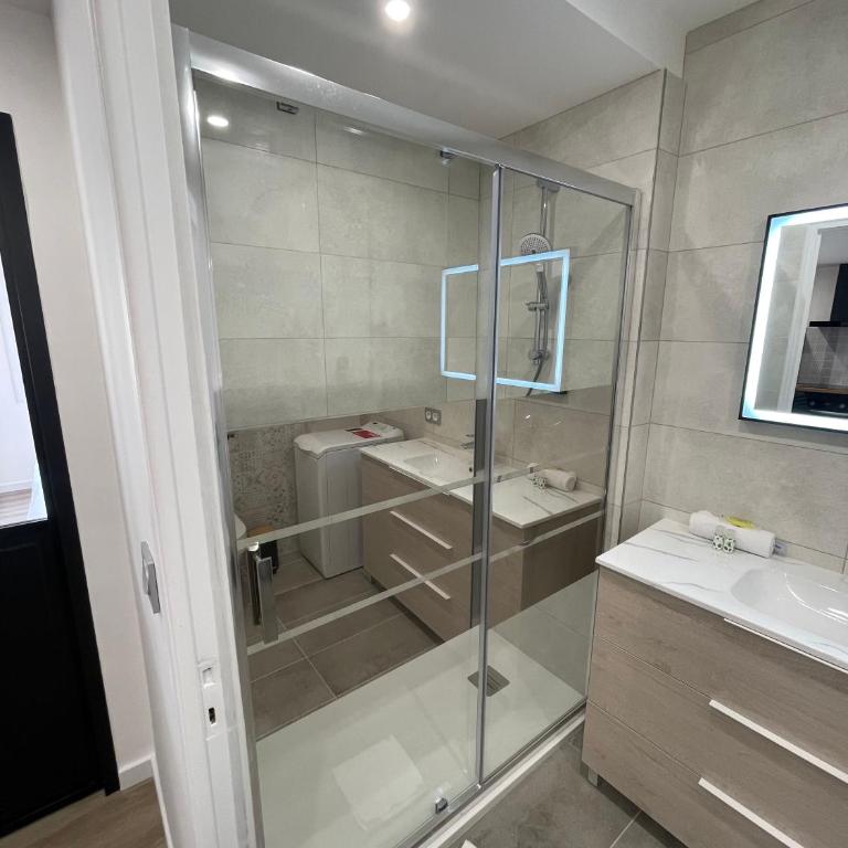 Modern and pleasant apartment in the heart of the city - Apartamento de 1 dormitorio - 13