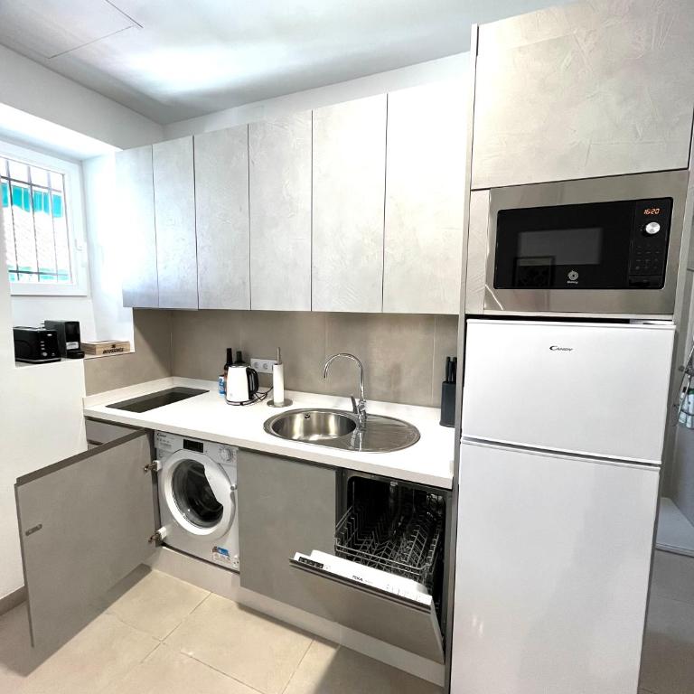 Puente a la Mezquita - Two-Bedroom Apartment - 13