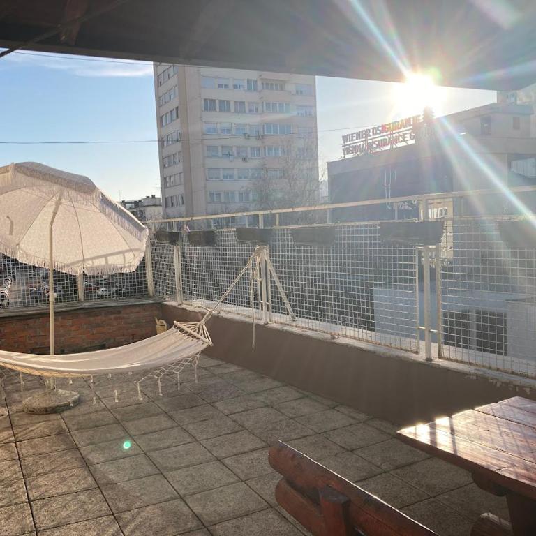 Penthouse stan 80m2, terasa 36m2, garaža... centar Banja Luke - gradski park - Two-Bedroom Apartment - 43