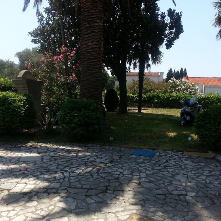 Stone House in Buljarica - Two-Bedroom House - 42