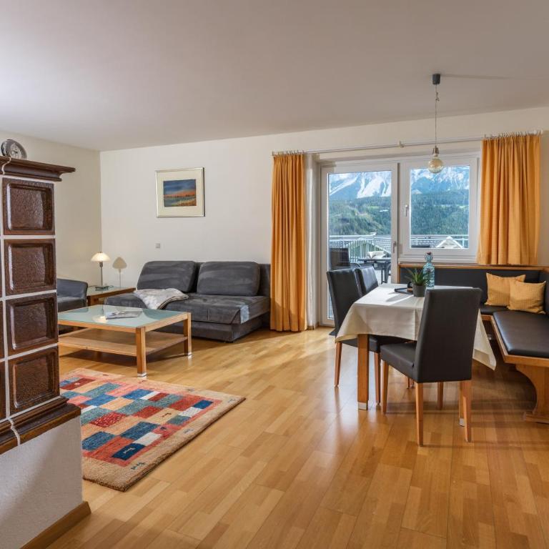 Aparthotel Tritscher - Apartment Typ B - 6 Personen - Balcony or terrace or french balcony - 11
