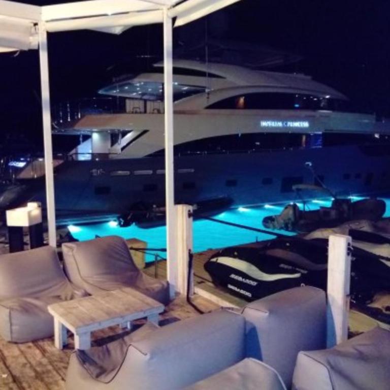 apartamento en lujoso puerto deportivo - Apartment mit 1 Schlafzimmer - 31