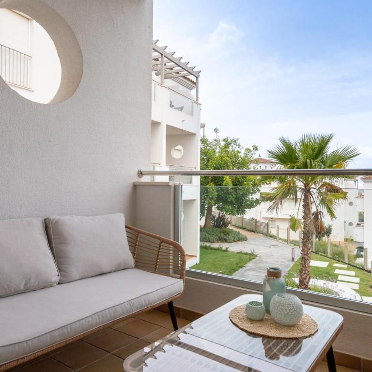 13 Modern apt for 6 guest with shared pool in Manilva Andalucia - Apartamento con vistas al jardín - 27