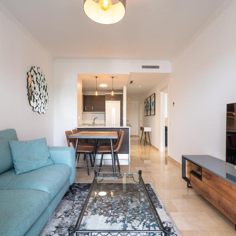 13 Modern apt for 6 guest with shared pool in Manilva Andalucia - Apartamento con vistas al jardín - 35