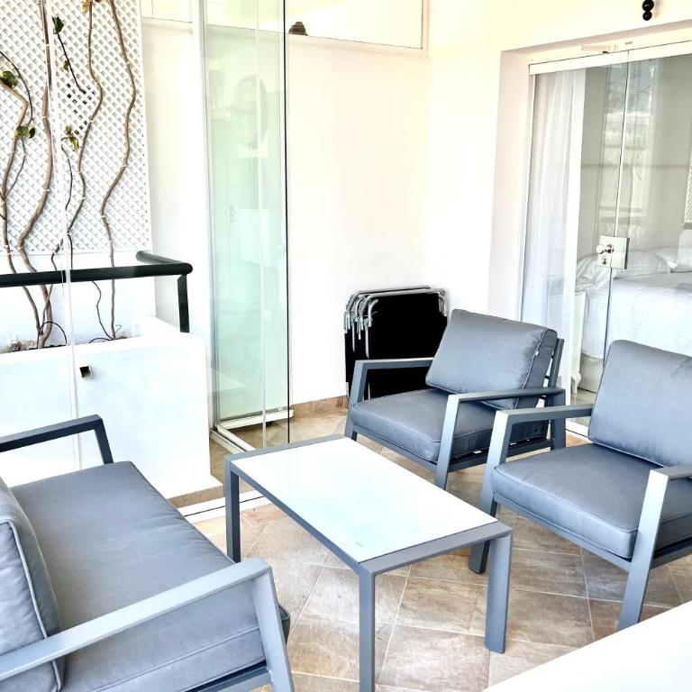 MI CAPRICHO BEACHFRONT- P301 Apartment with sea view - Apartamento de 2 dormitorios - 35