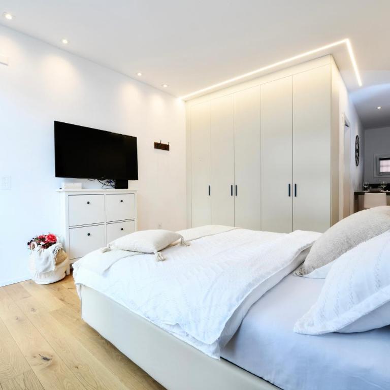 Lake Modern Suites - Free Parking - Appartamento Deluxe - 17