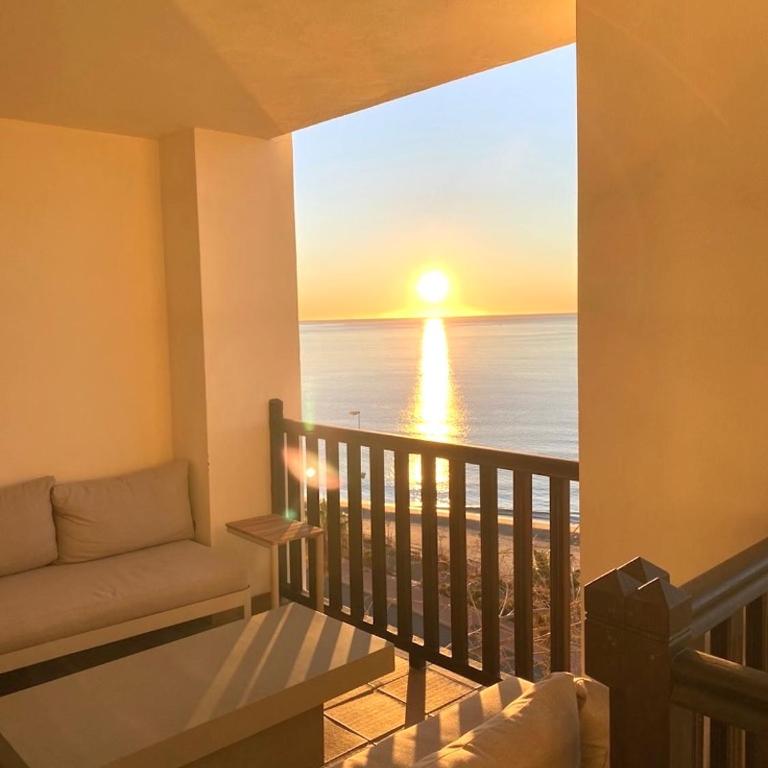 Stunning direct sea views 2 bed apartment at Balcon de Benamádena by Solrentspain Stays - Casa - 21
