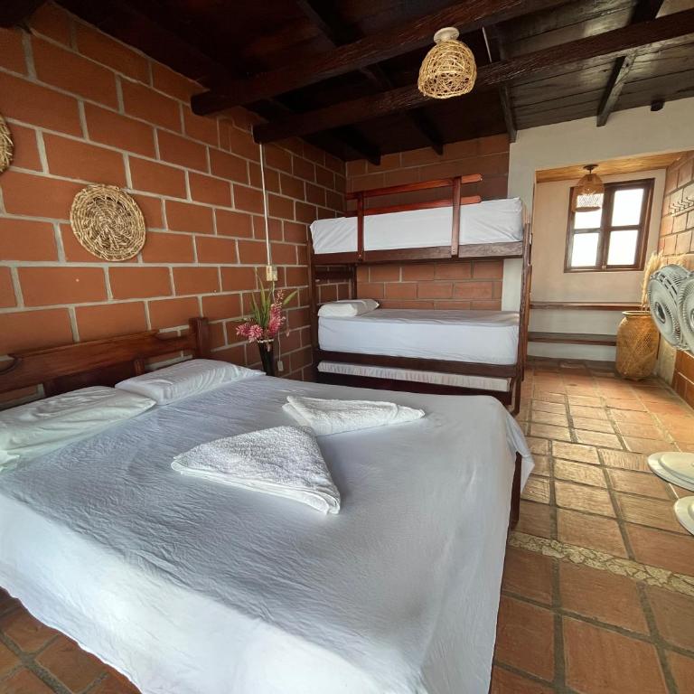 Hotel Katamaran - Habitación Cuádruple Clásica - 1