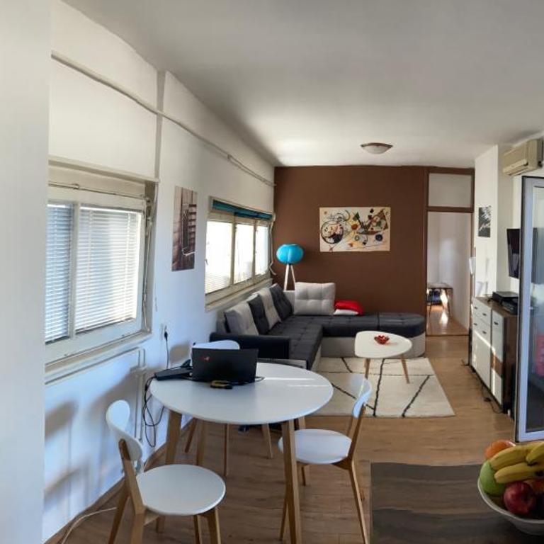 Penthouse stan 80m2, terasa 36m2, garaža... centar Banja Luke - gradski park - Two-Bedroom Apartment - 1