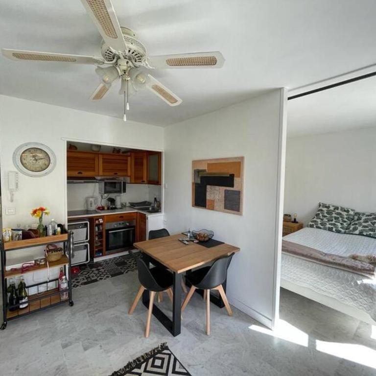 FREJUS PLAGE magnifique studio tout comfort - One-Bedroom Apartment - 9