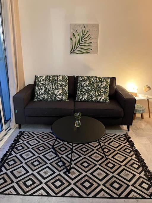 FREJUS PLAGE magnifique studio tout comfort - One-Bedroom Apartment - 13