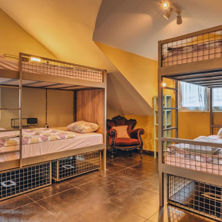 Q PODGORICA Beds,Rooms and more - Single Bed in Mixed Dormitory Room - 4