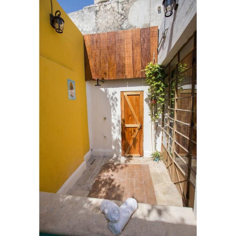 Casa Colonial Remodelada En El Barrio De Santa Ana - Villa de 2 dormitorios - 3