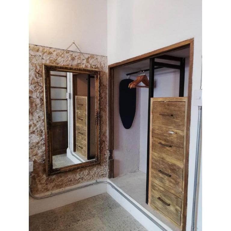 Casa Colonial Remodelada En El Barrio De Santa Ana - Villa de 2 dormitorios - 14