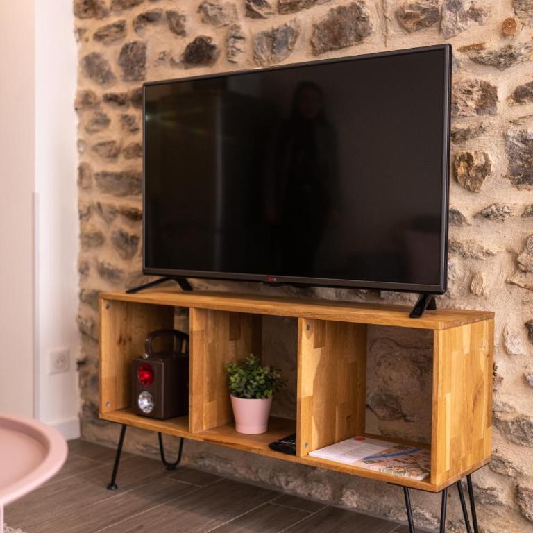 CONFORTABLE 2 PIÈCES AU CŒUR DU CENTRE HISTORIQUE - Apartment mit 1 Schlafzimmer - 5