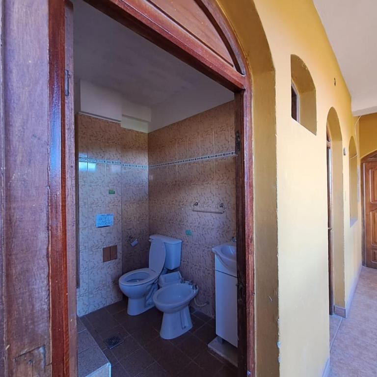 Carnavalito Hostel Tilcara - Habitación Triple económica - 2