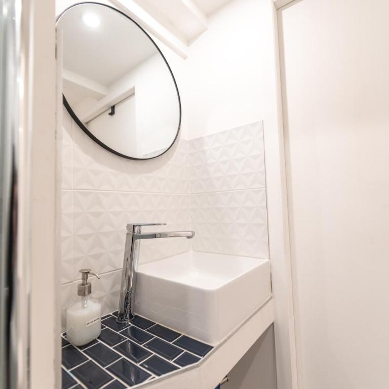 CONFORTABLE 2 PIÈCES AU CŒUR DU CENTRE HISTORIQUE - Apartment mit 1 Schlafzimmer - 13