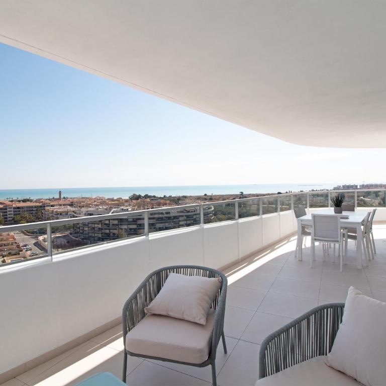Moderno apartamento con vistas a la costa mediterranea en Gran Canet - Apartment mit Meerblick - 1
