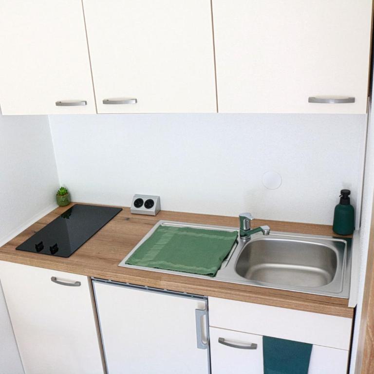 Haus M&M - Apartment mit Dusche - 8