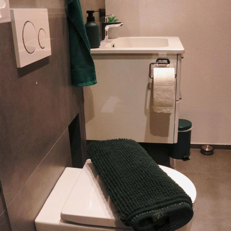 Haus M&M - Apartment mit Dusche - 18