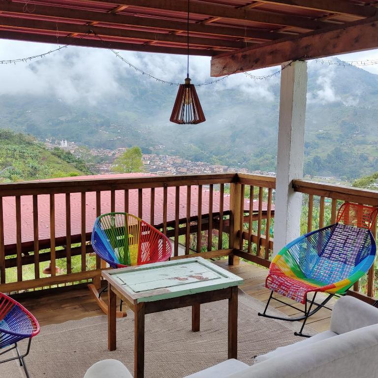 Casa La Martina disponible en Jardín Antioquia - Casa de 3 dormitorios - 15