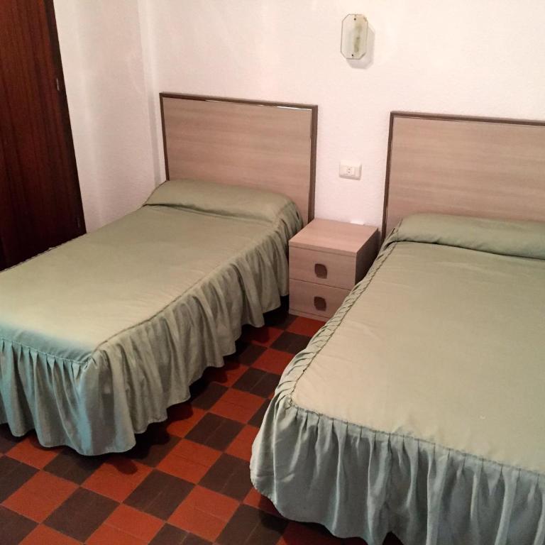 Pensión Provenzal - Double or Twin Room - 6