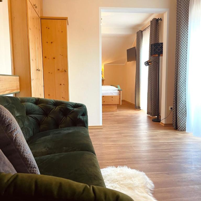 Landhaus Riedl - Junior Suite mit Balkon - 4
