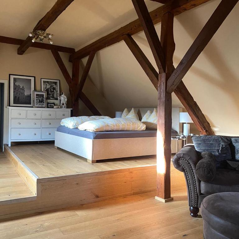 Altbauwohnung mit Fachwerk - Apartment mit 1 Schlafzimmer - 3