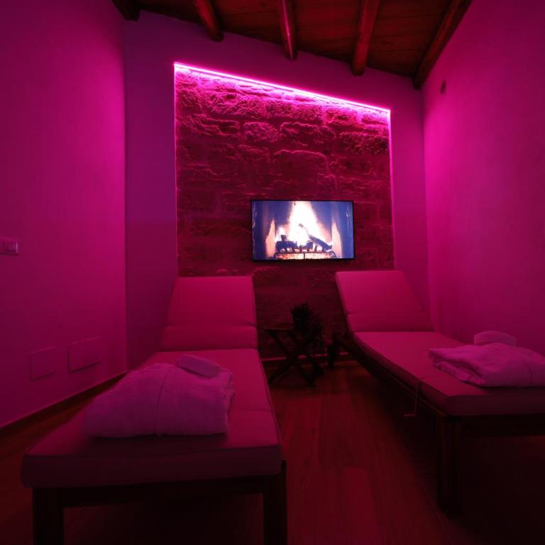 Boscò Suites - Camera King con Vasca Idromassaggio - 23
