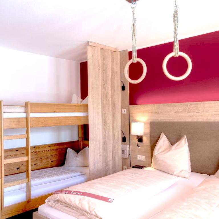 Gut Wenghof - Family Resort Werfenweng - Classic Familienzimmer mit Etagenbett - 3