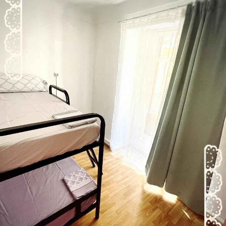 La Merced Centro Rooms - Litera en habitación compartida mixta - 1