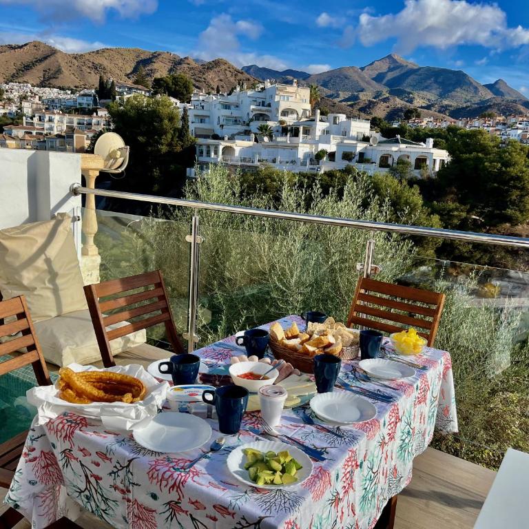 Nerja Paradise Rentals - Villa Encanto - Villa - 2