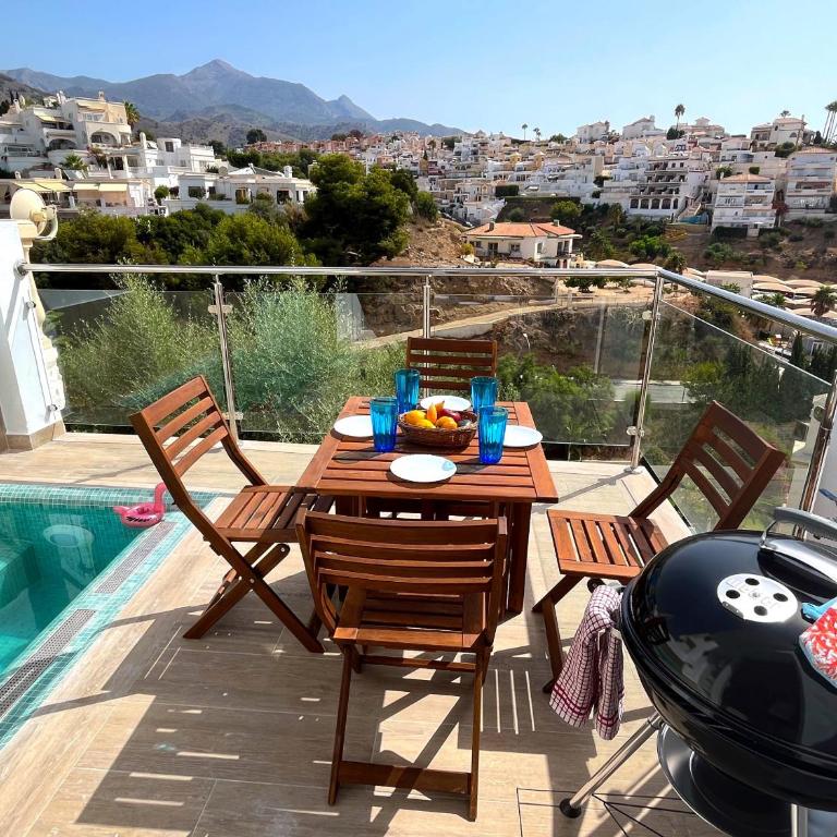Nerja Paradise Rentals - Villa Encanto - Villa - 4